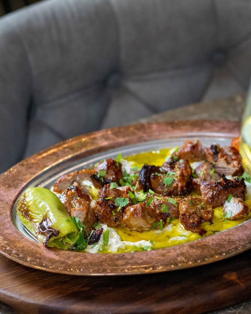 Ali Nazik with grilled peppers and yoghurt